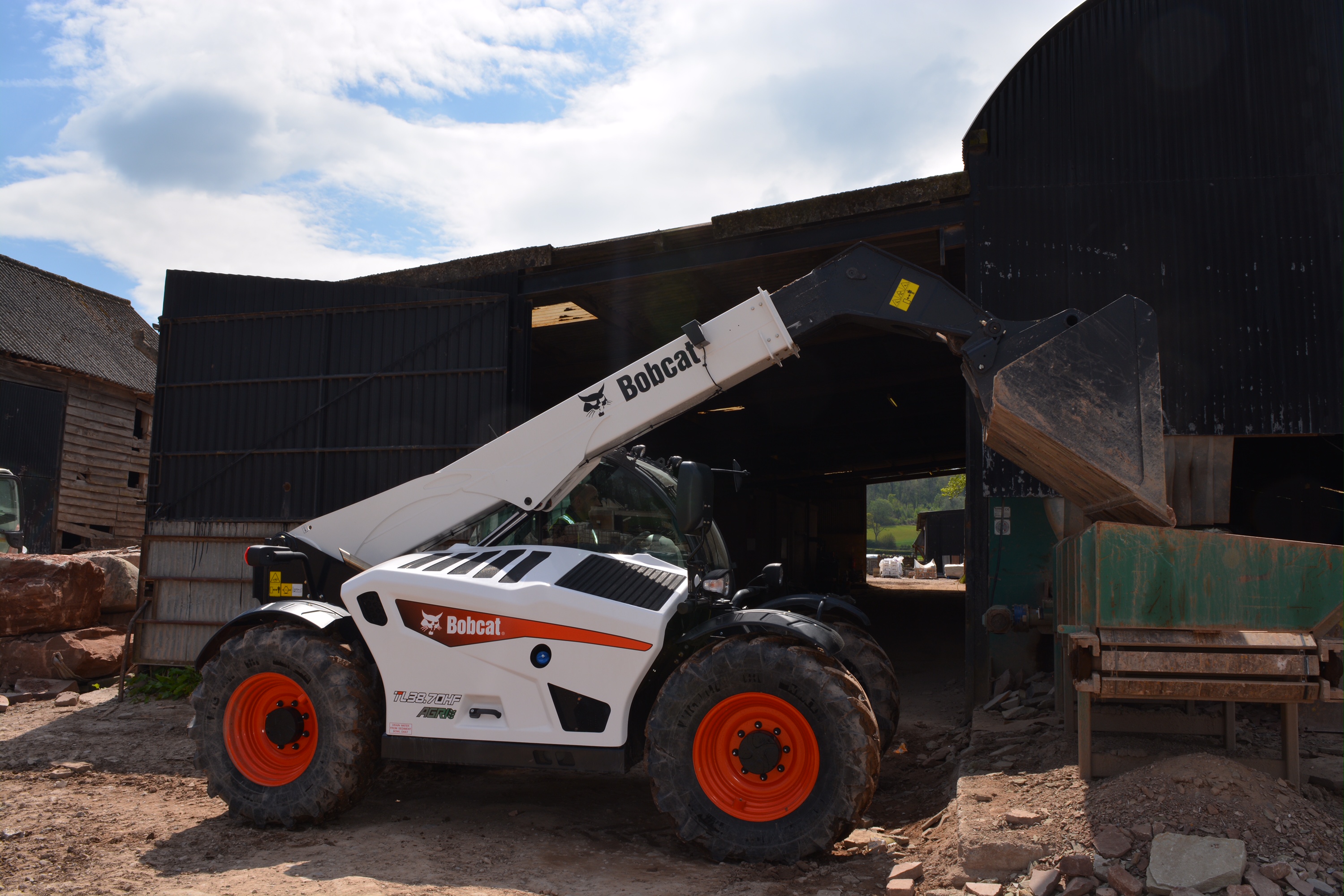 Bobcat’s TL38.70HF Agri telehandler: big reach, small footprint Bobcat-telehandler - TL38.70HFAGRI_BlackMountainQuarries