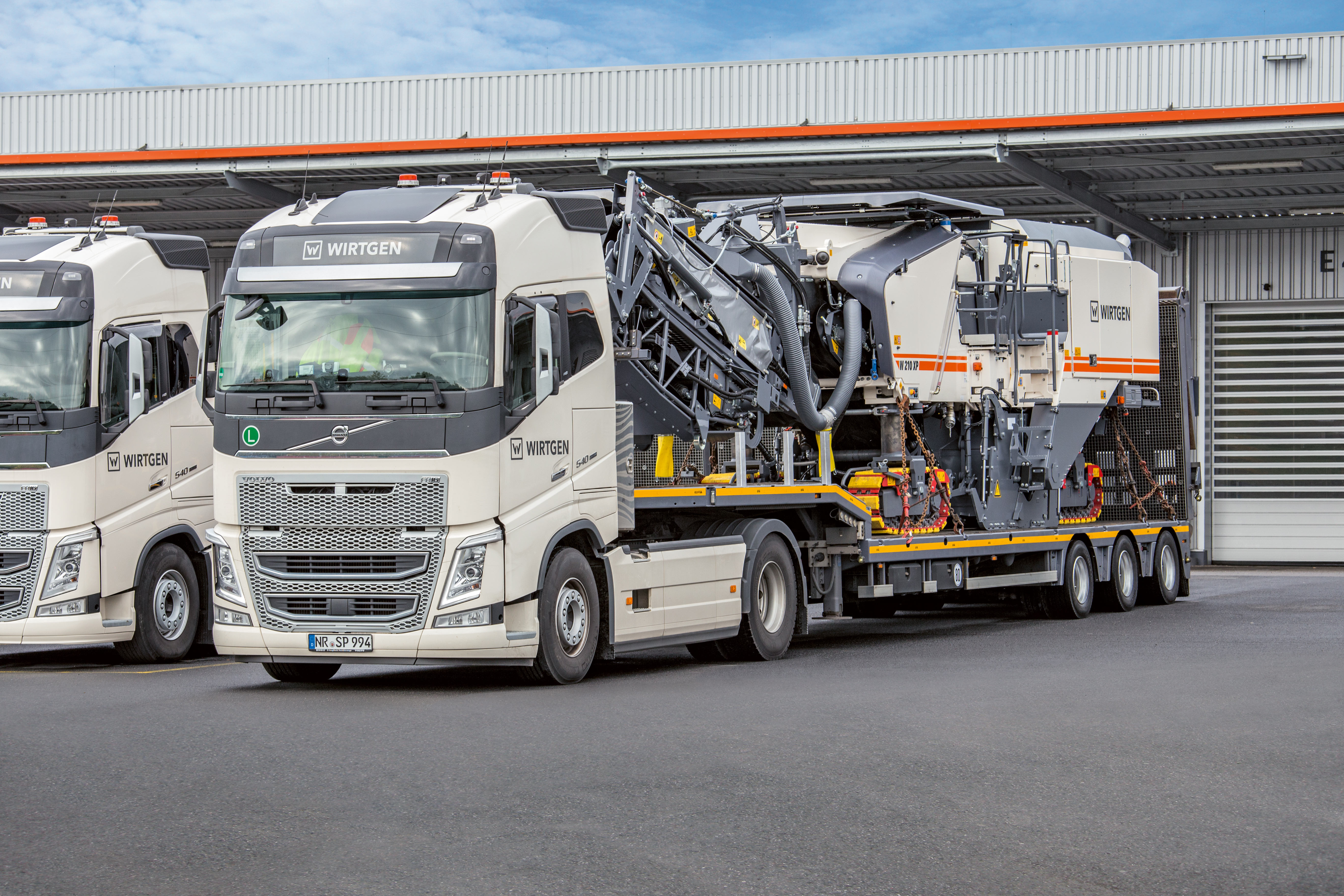 The new Wirtgen milling machine is said to be easy to transport W_photo_W210XP_00043_HI.jpg