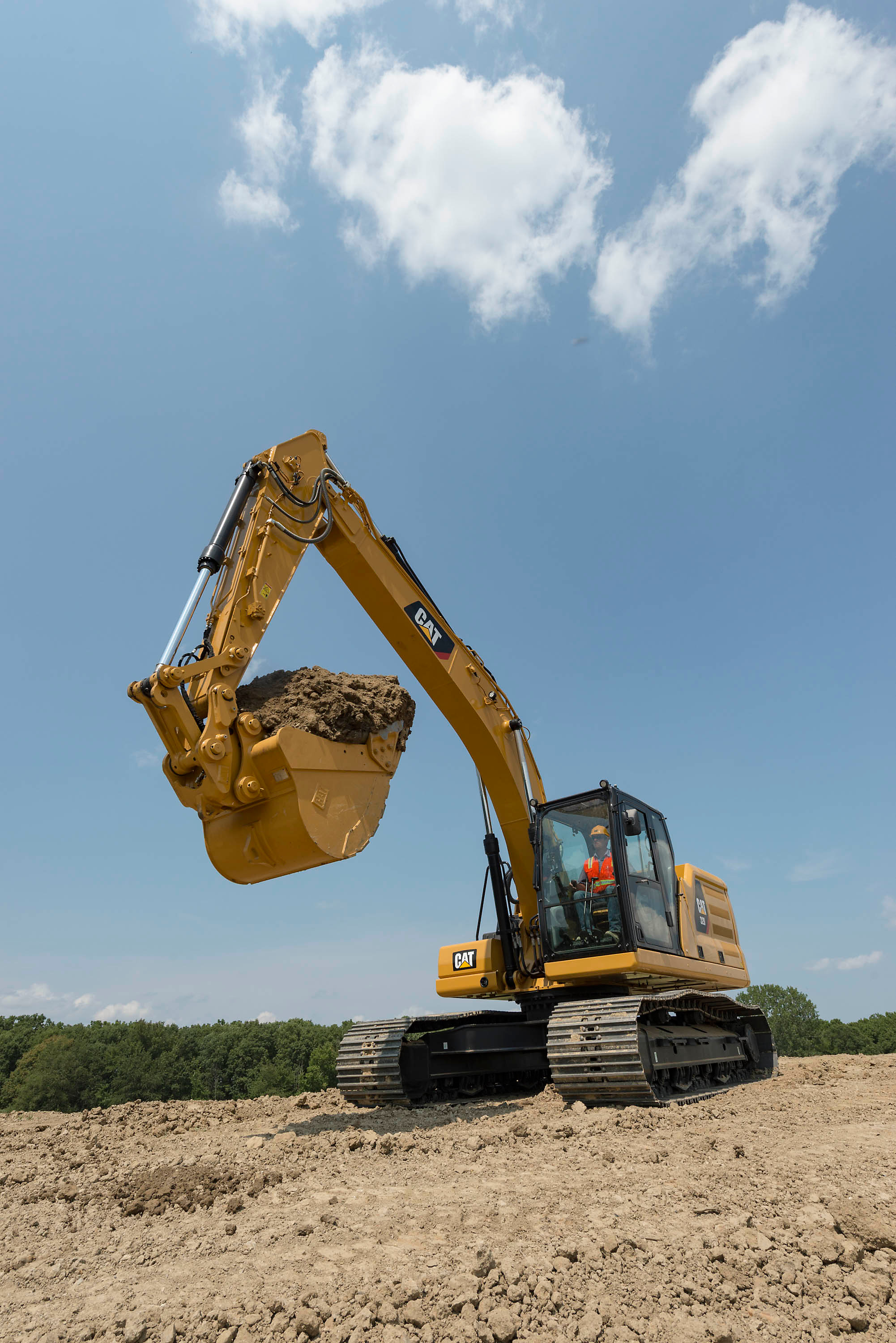 Caterpillar’s latest 20tonne class excavators offer increased output CM20170901-33086-31608.jpg