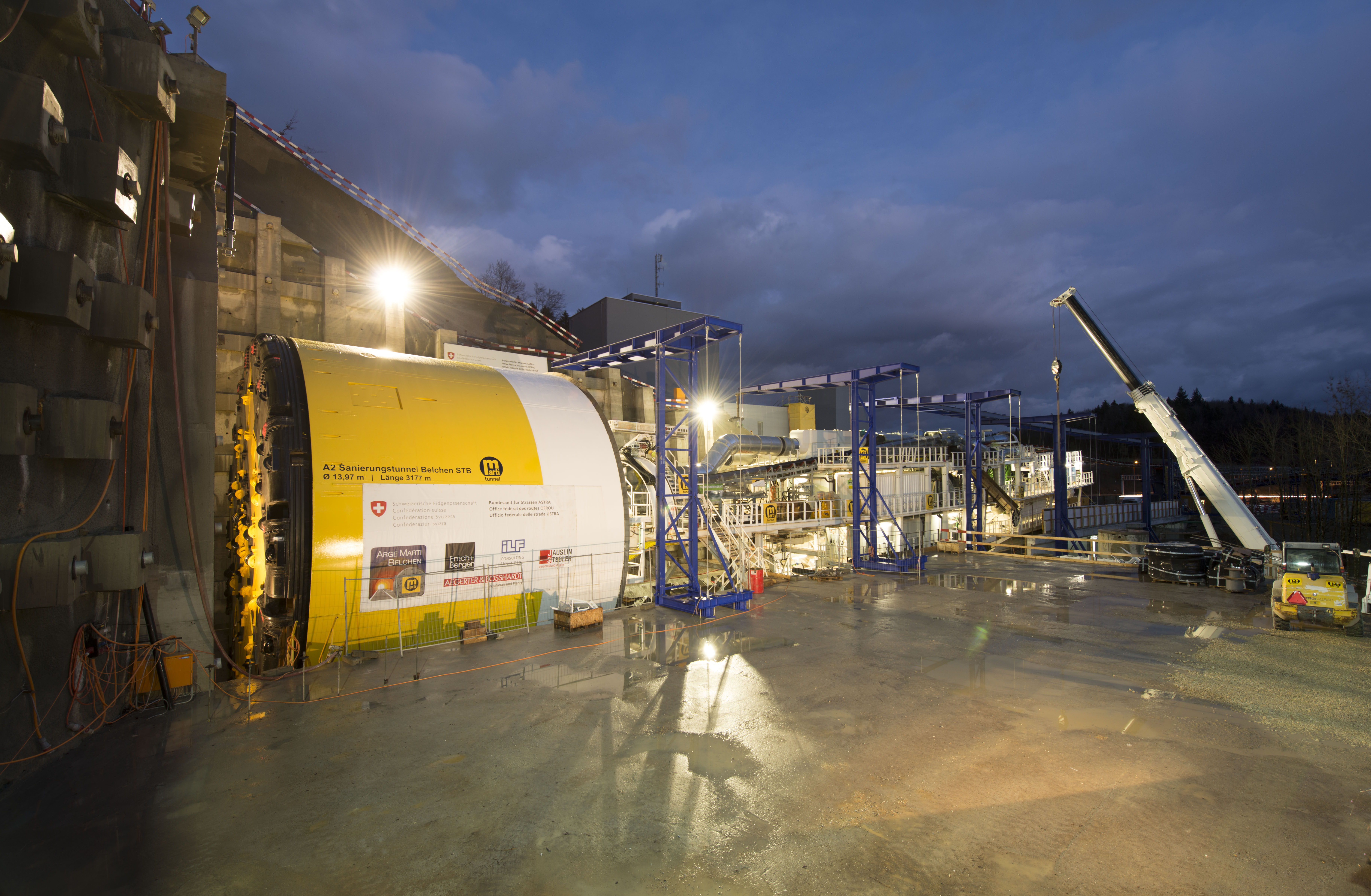 The TBM, built by Herrenknecht in Germany, is the largest ever used in Switzerland Belchentunnel_DSC4505_4956_S–000947.jpg