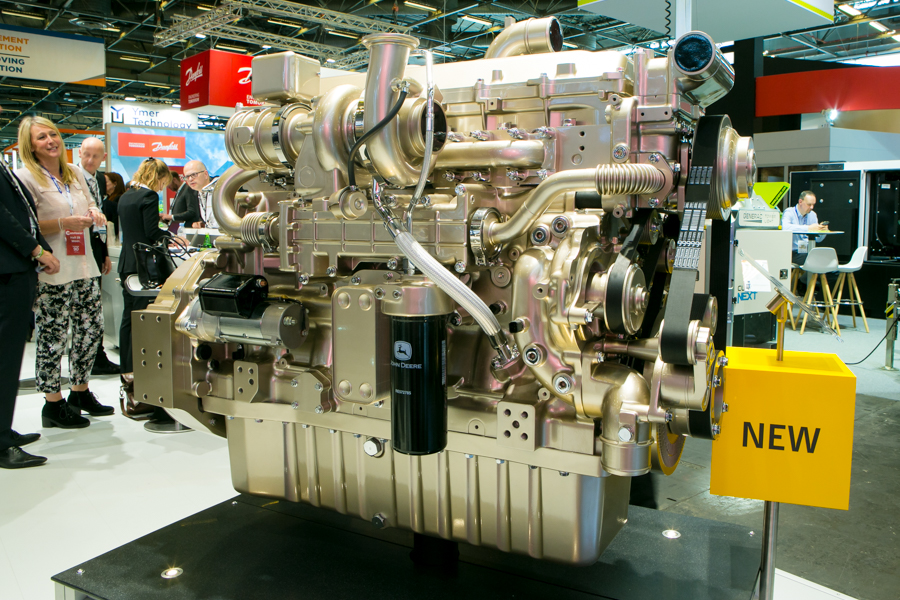 High power density is claimed for the latest diesel from John Deere Power Systems John Deere Powertech PSS 13.6L-5.jpg