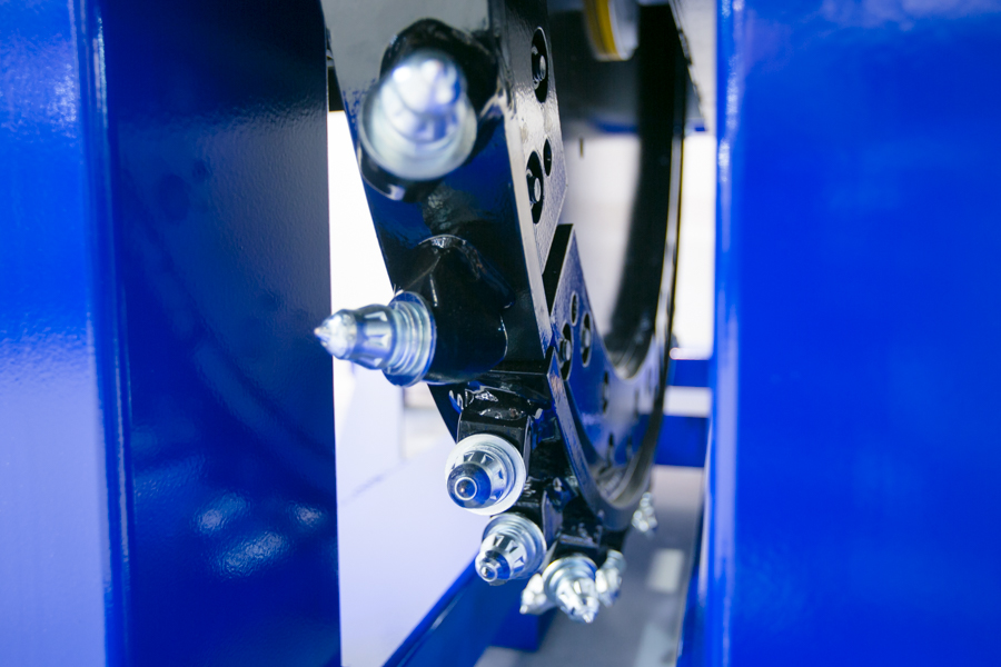 The RWA 500 wheel saw: always perpendicular to the surface Simex-RWA 500-6.jpg