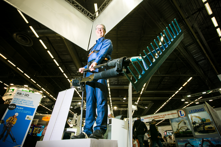 Robotic technology sees ExoPush deliver more productivity with less effort. RB-3D-Olivier Baudet-ExoPush-6.jpg
