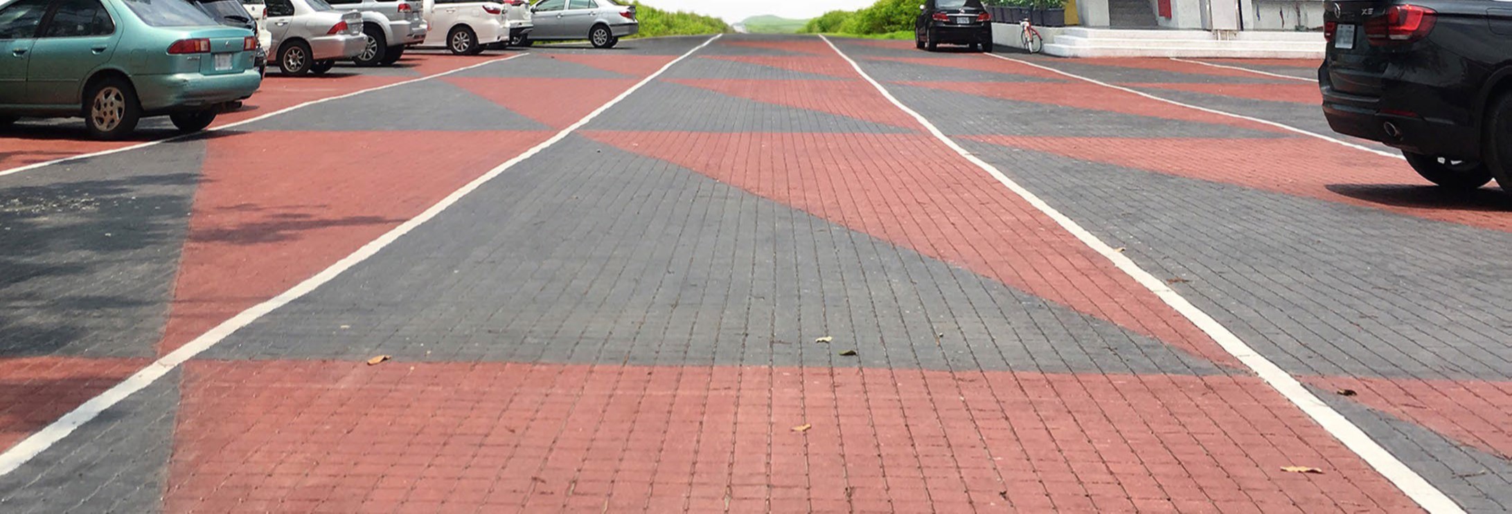 The breathable road has won a GRAA award from IRF Global for its innovative engineering breathable road.jpg