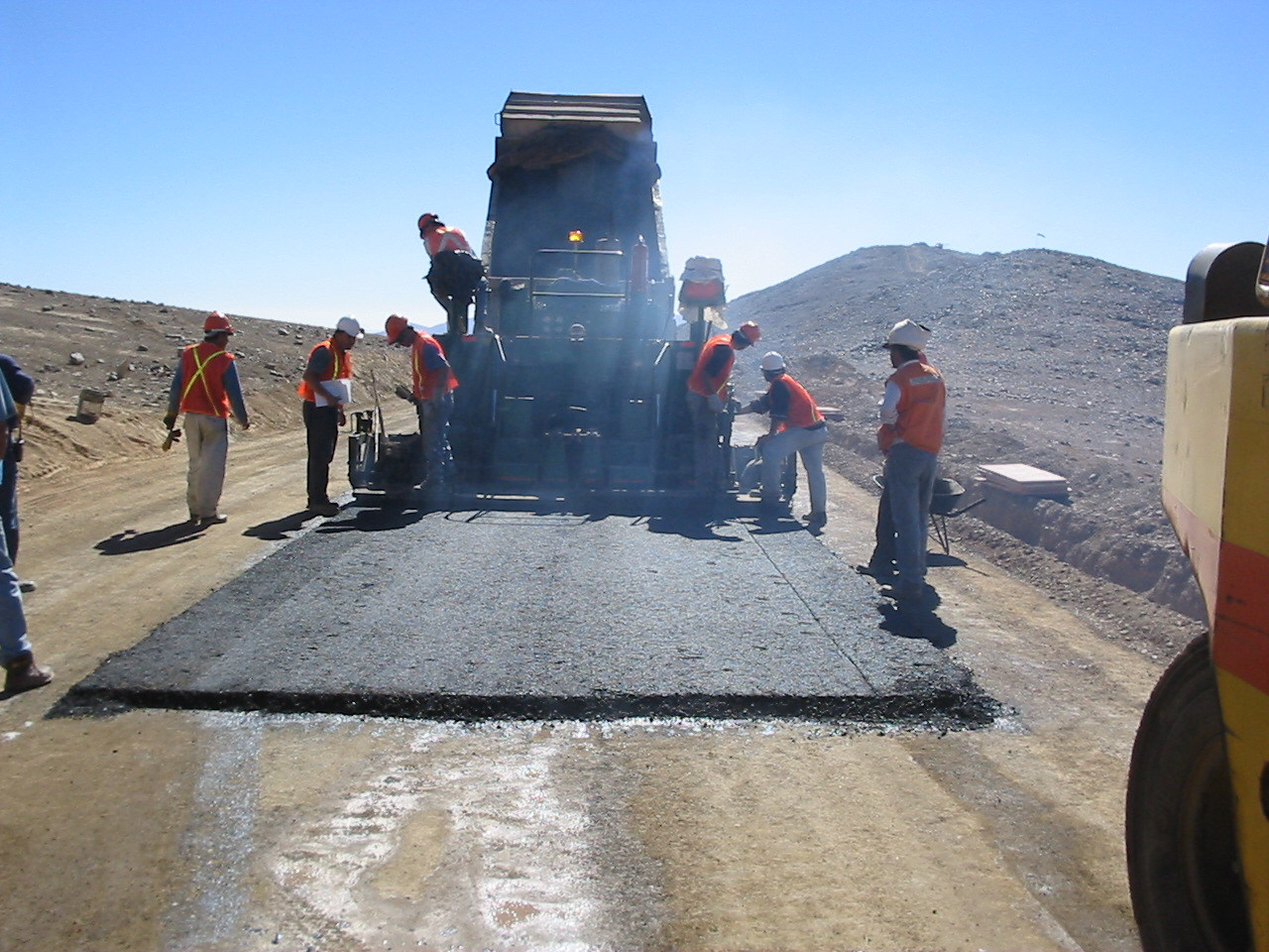 An asphalt surface is being used for the Uganda-Kenya road link as this is more resilient with regard to the heavy rains in the area Kenya Roads Photo 10;.jpg