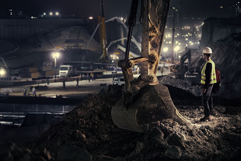 The Volvo CE machines are coping with Qatar’s tough climate PressRelease2017_March27_03.jpg