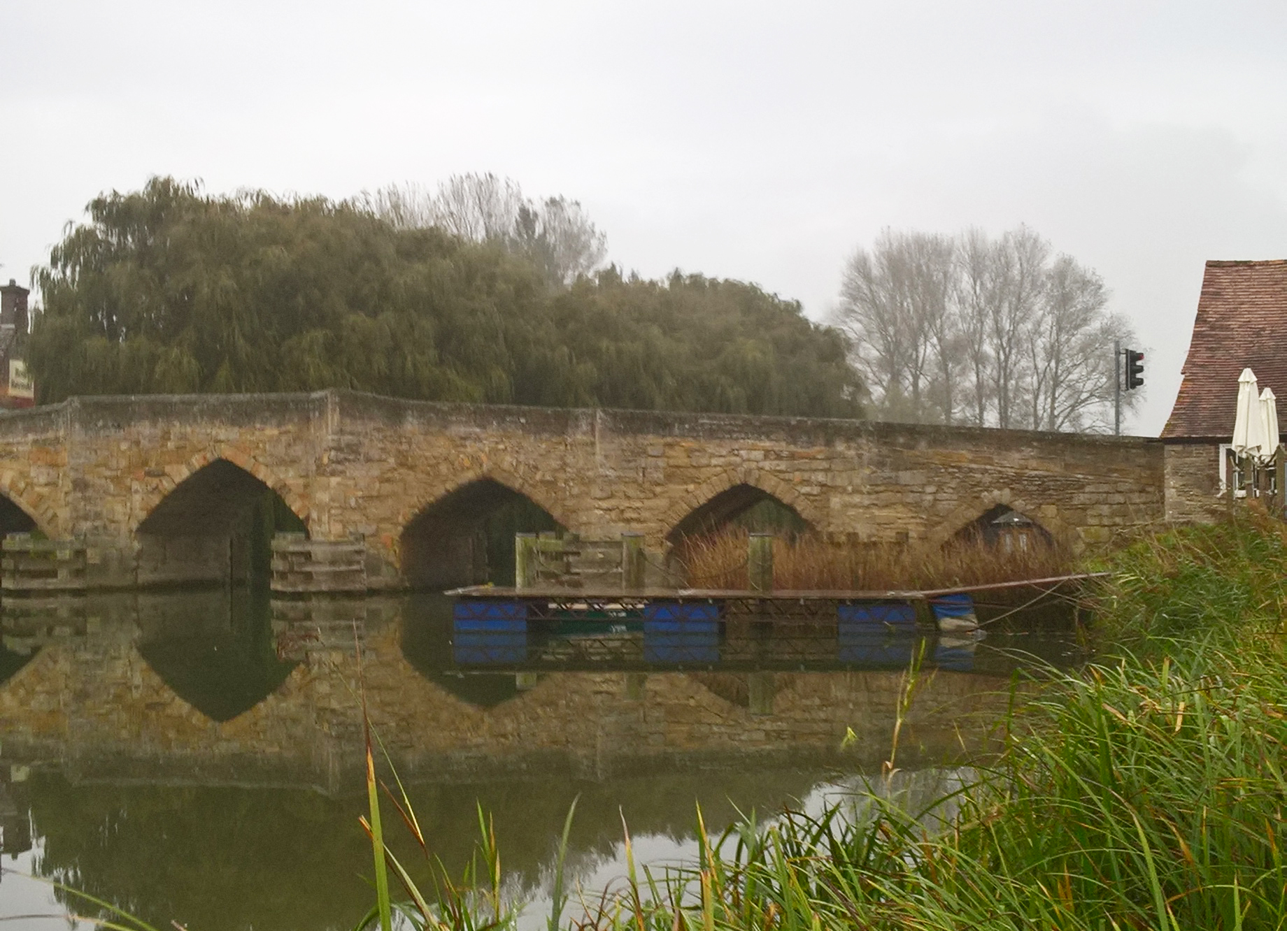 Never too old for a good camera: Siemens technology is protecting the 13th century New Bridge in Oxfordshire, near London, England (photo: Catarina Walsh) Seimens-TrafficWeight avatar.jpg