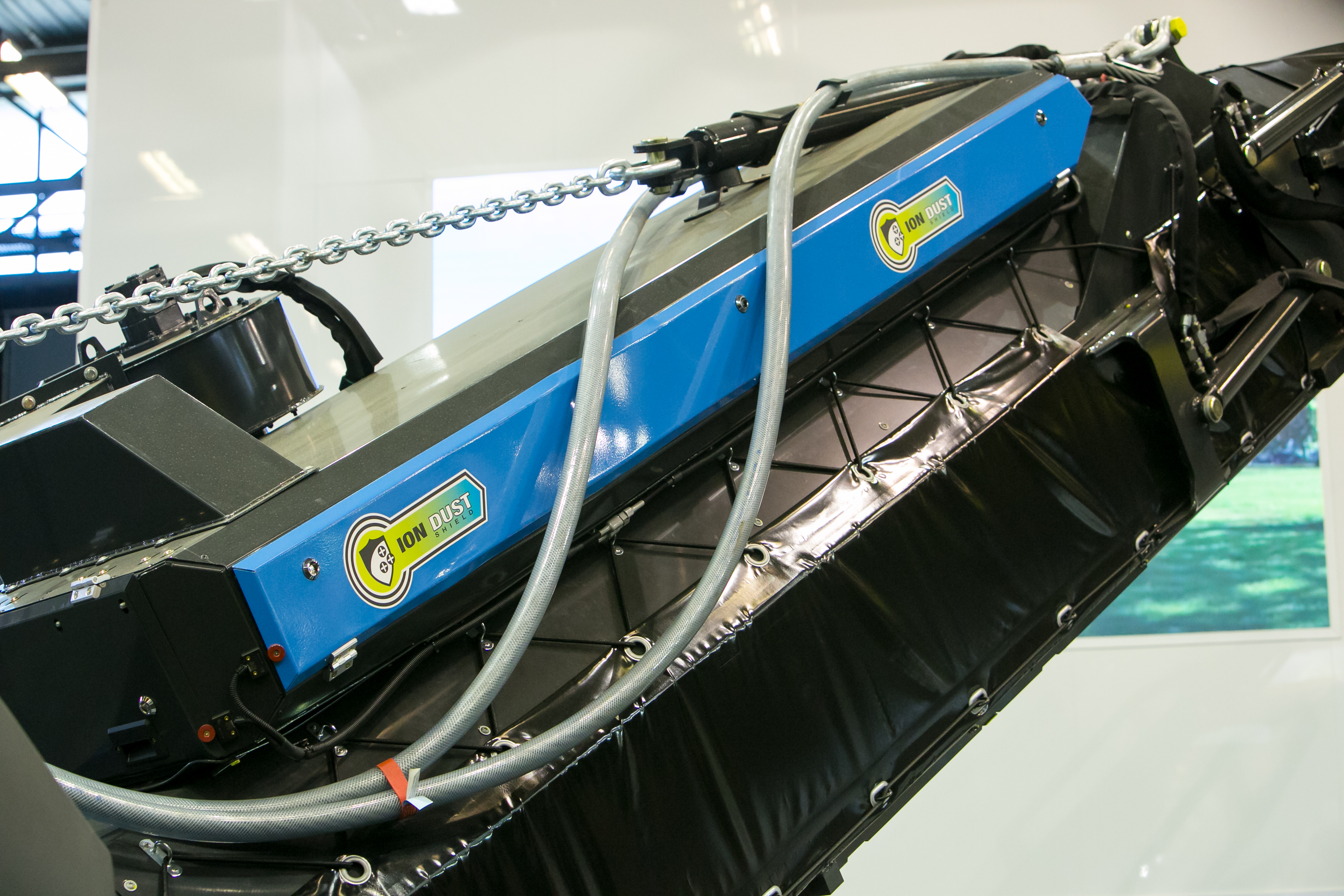 BOMAG’s new milling dust control system is said to be highly efficient Fayat Marini Bobat-Ion dust shield-1.jpg