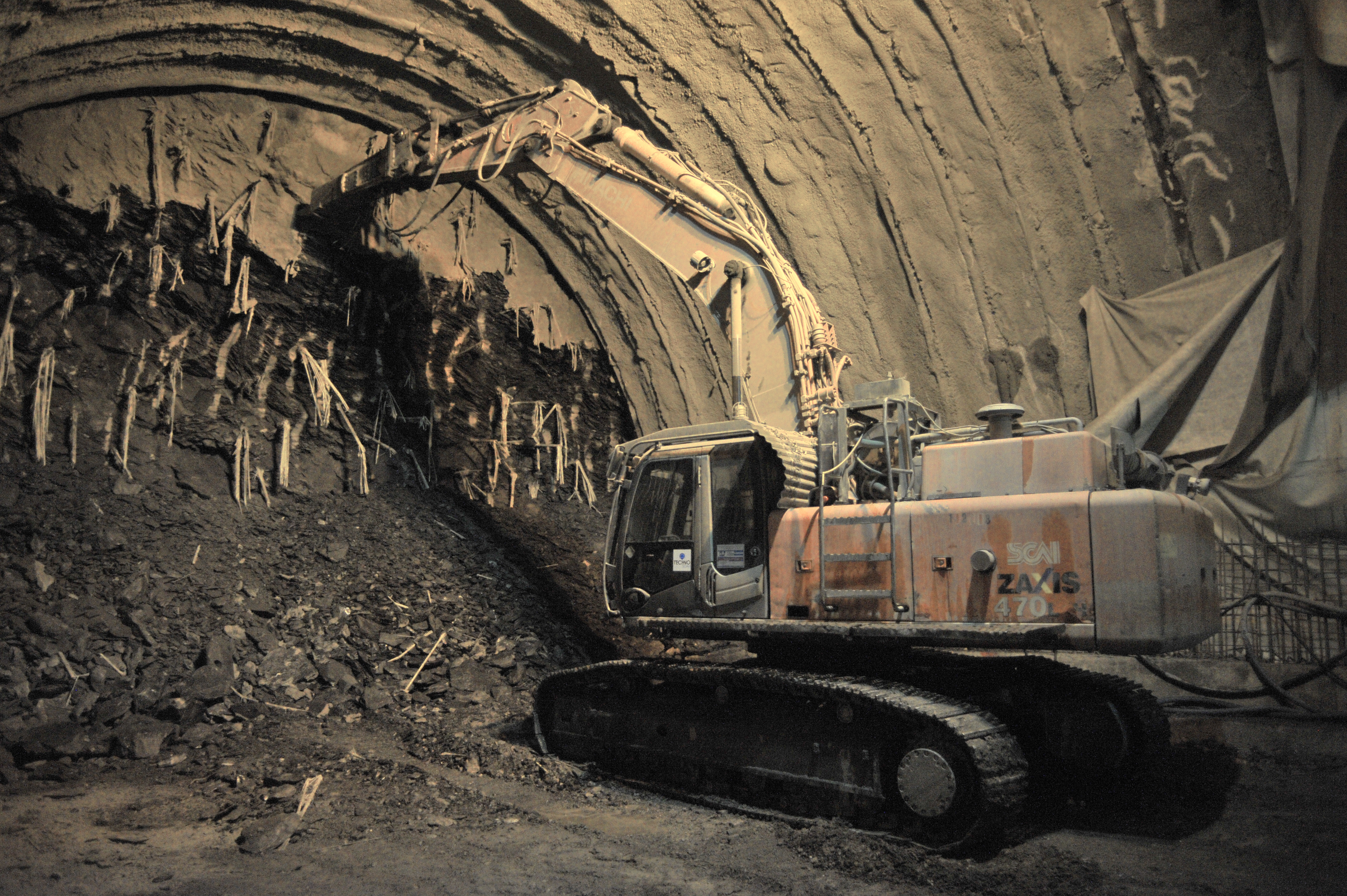 Indeco breakers were fitted onto excavators to carry out much of the tunnel driving work for the twin tube Serra Rotonda Tunnel in Italy SERRA ROTONDA 1.jpg