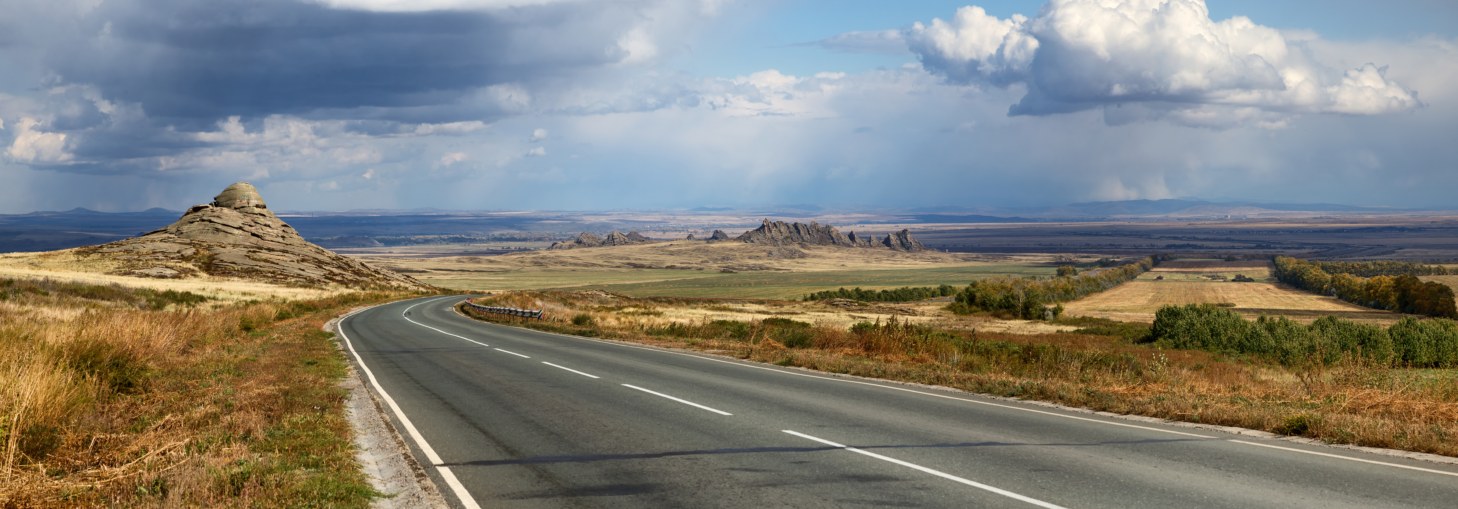 Running from the Kazakhstan/Russia border, the highway traverse Russian territory dreamstime_xl_46761409.jpg