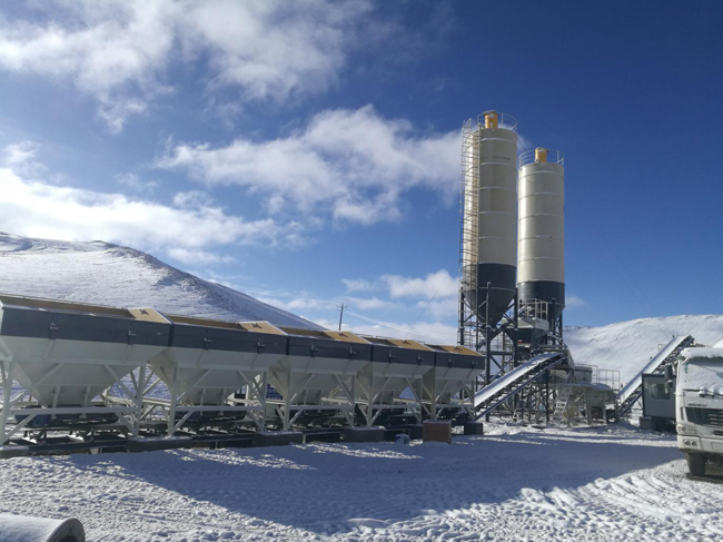 XCMG’s high-speed stabilised soil mixing plants have been constructed at well over 4,000m above sea level on Qinghai-Tibet Plateau xcmg6650.jpg