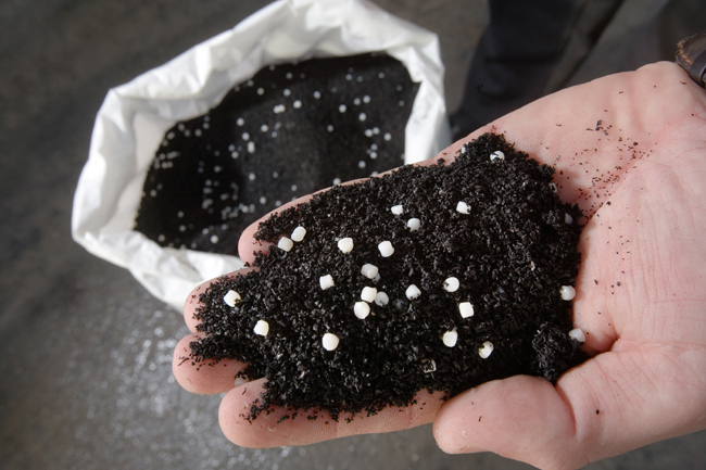 The VESTENAMER additive aid production of rubber powder that goes into road bitumen to create Evonik-Tyres-PIC 1.jpg