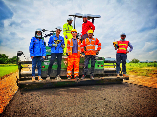 The Shell Bitumen FreshAir product has been tested in the Netherlands and Thailand Shell Bitumen FreshAir - Field trial in Thailand.jpeg