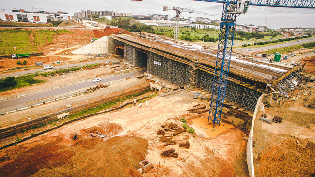 The Cornubia Boulevard Overpass is a 1.3km three-span, three-box, cast-in-situ concrete deck Pilosio - Cornubia - South Africa - PIC 1.jpg
