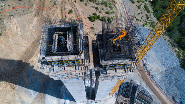 The 1.4km Eyiste Viaduct has two abutments and eight piers, stretching across the Göksu River near Konya Doka - Turkey - PIC 2.jpg