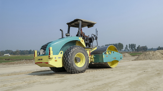 High performance from Ammann’s ARS 121 soil compactor is helping delivery of an important Indian road project ARS-121_Soil-Compactor_IMG_6368_1.jpg