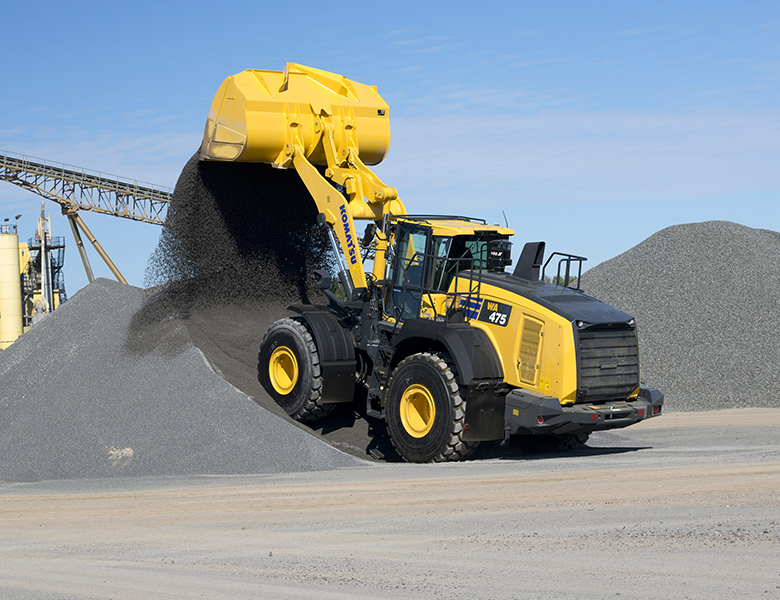Komatsu’s WA475-10 in action