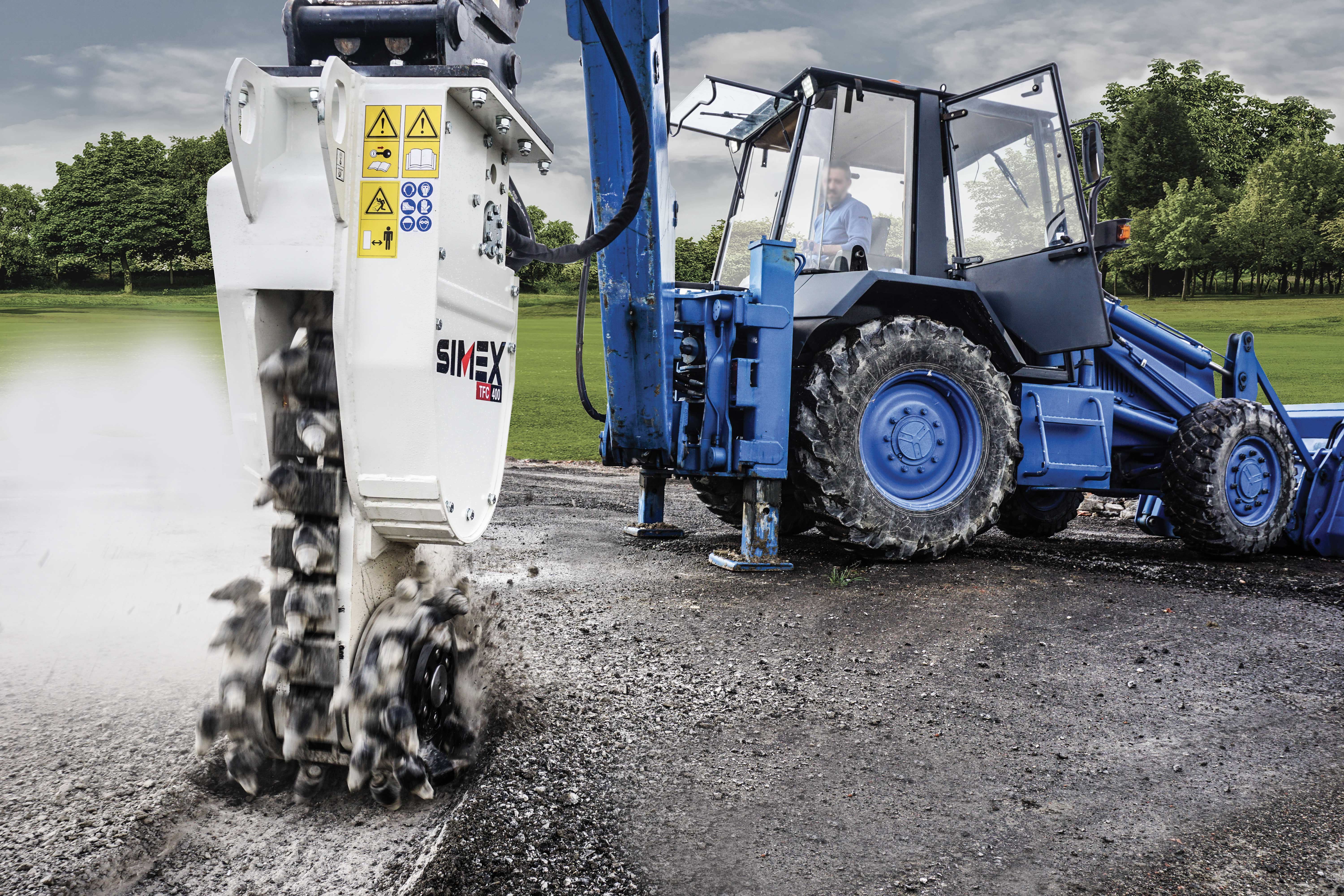 The TFC 400 from Simex is ideal for excavating narrow trenches