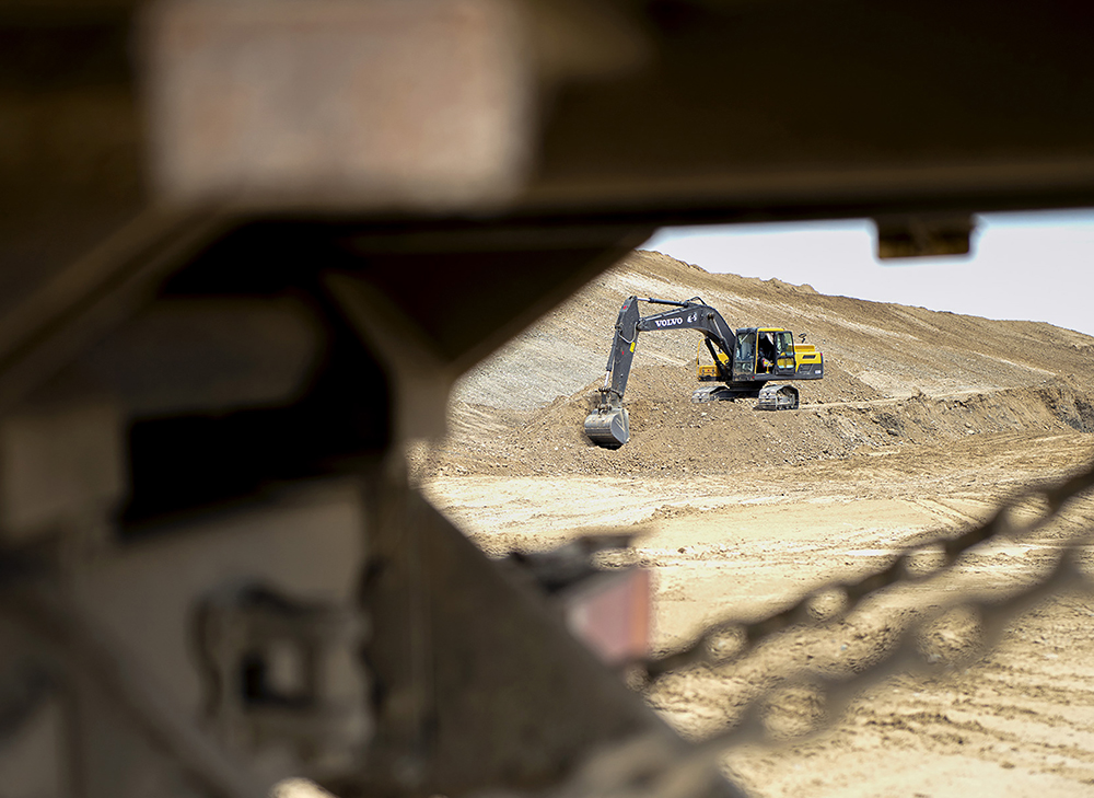 Over 400 Volvo CE machines are working on the New Silk Road project Volvo CE machines New Silk Road project