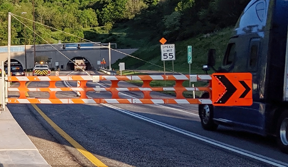 Two series of SwiftGate HSG-18CW automated gate systems facilitate the lane shifts during lane closure in the Tuscarora Mountain Tunnel Two series of SwiftGate HSG-18CW automated gate systems facilitate the lane shifts during lane closure in the Tuscarora Mountain Tunnel