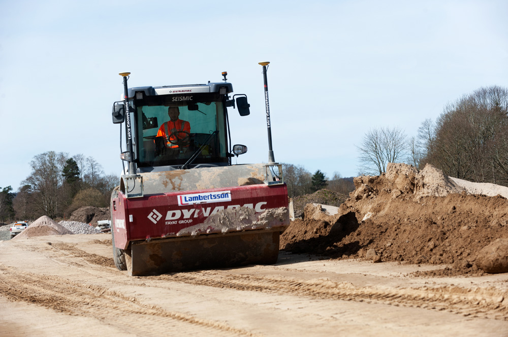 Using a machine control package from Leica Geo systems on the Dynapac compactor has helped optimise working on the Swedish road project Using a machine control package from Leica Geo systems on the Dynapac compactor has helped optimise working on the Swedish road project