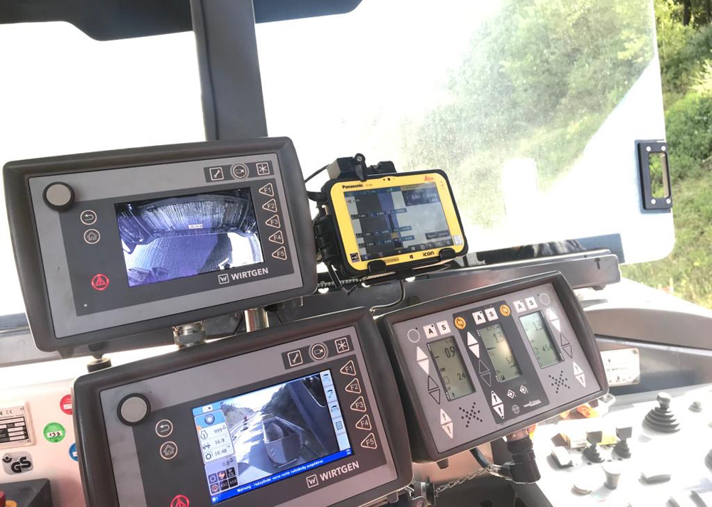 Data is shown in real time on the screen in the cab for the machine operator to view Data is shown in real time on the screen in the cab for the machine operator to view