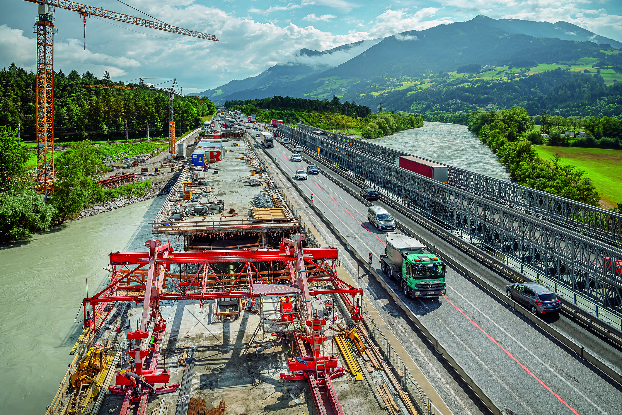 The 235m Terfener Innbrücke carries the A12 motorway over the Inn River in Austria’s Tyrolian Inntal Valley (photo: Günther Bayerl)