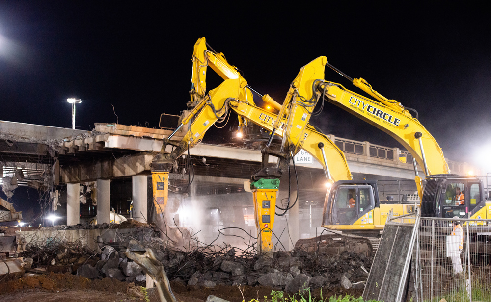 Hydraulic hammers from Indeco have proven their worth on a tough bridge demolition job in Australia Hydraulic hammers from Indeco have proven their worth on a tough bridge demolition job in Australia