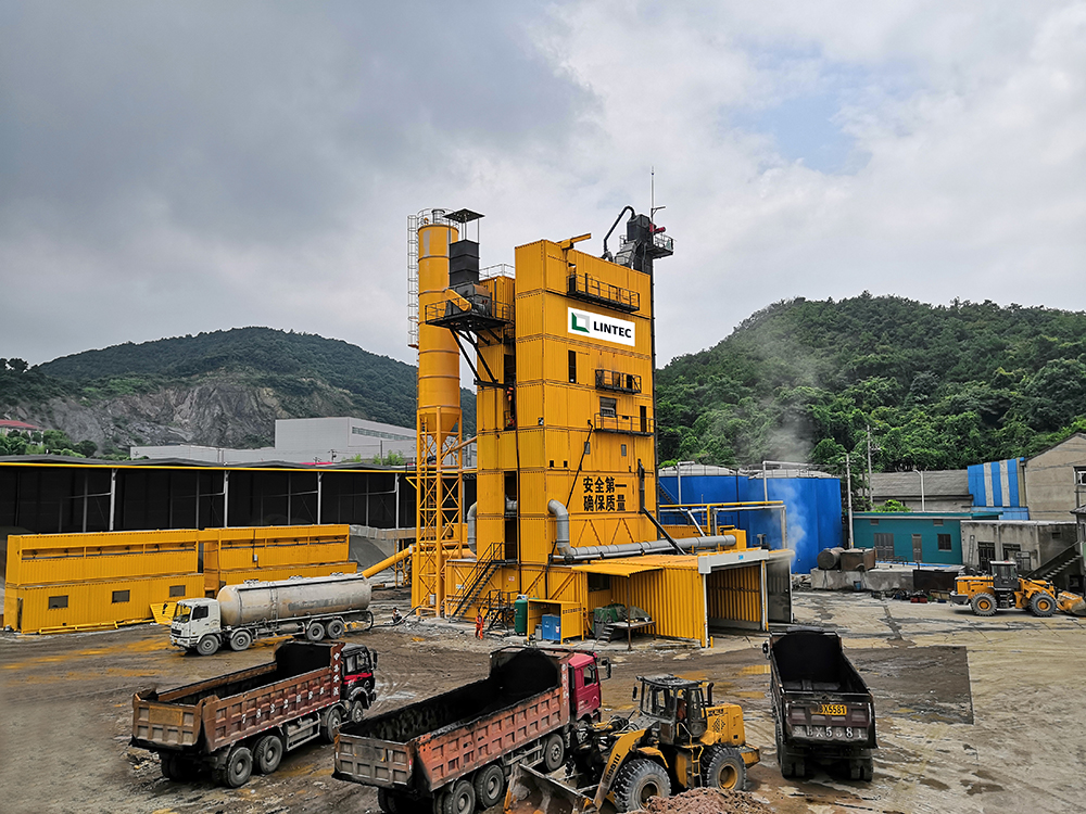The Lintec plant has proven highly productive for a major Chinese contractor The Lintec plant has proven highly productive for a major Chinese contractor