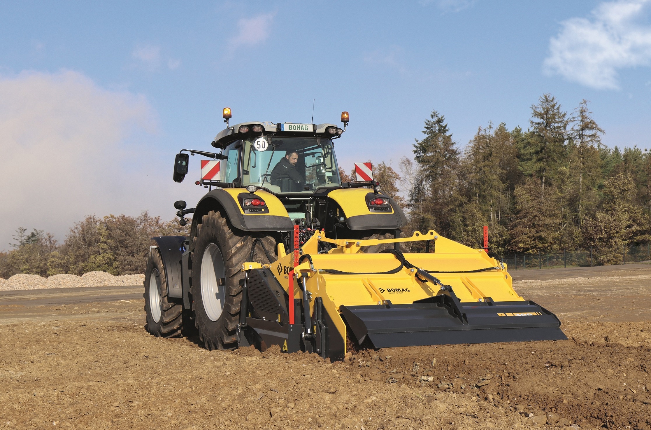 The smaller RS 250 tractor-towed stabiliser weighs in at 4,450kg while the larger RS 300 shown here weighs 6,710kg