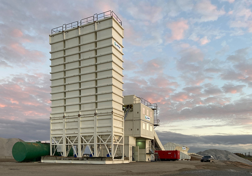 A Lintec concrete plant is proving its worth for a Polish road construction project A Lintec concrete plant is proving its worth for a Polish road construction project