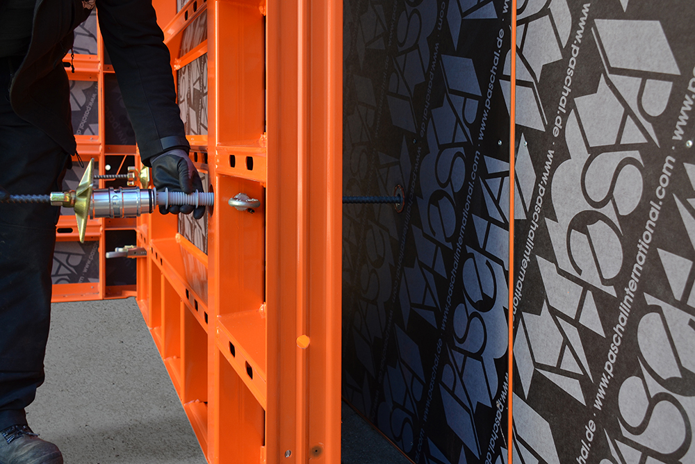 LOGO.pro has now been expanded to include the new panel height of 340cm LOGO.pro has now been expanded to include the new panel height of 340cm