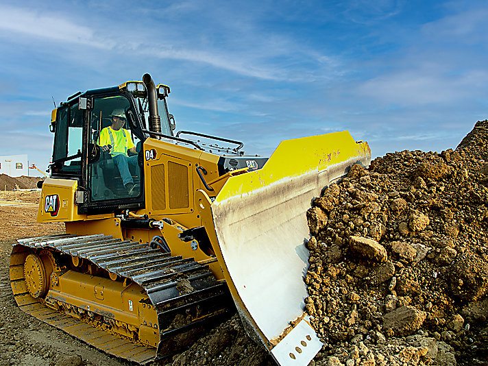 Caterpillar technology makes the D4 dozer ready for operators of every skill level Caterpillar technology makes the D4 dozer ready for operators of every skill level