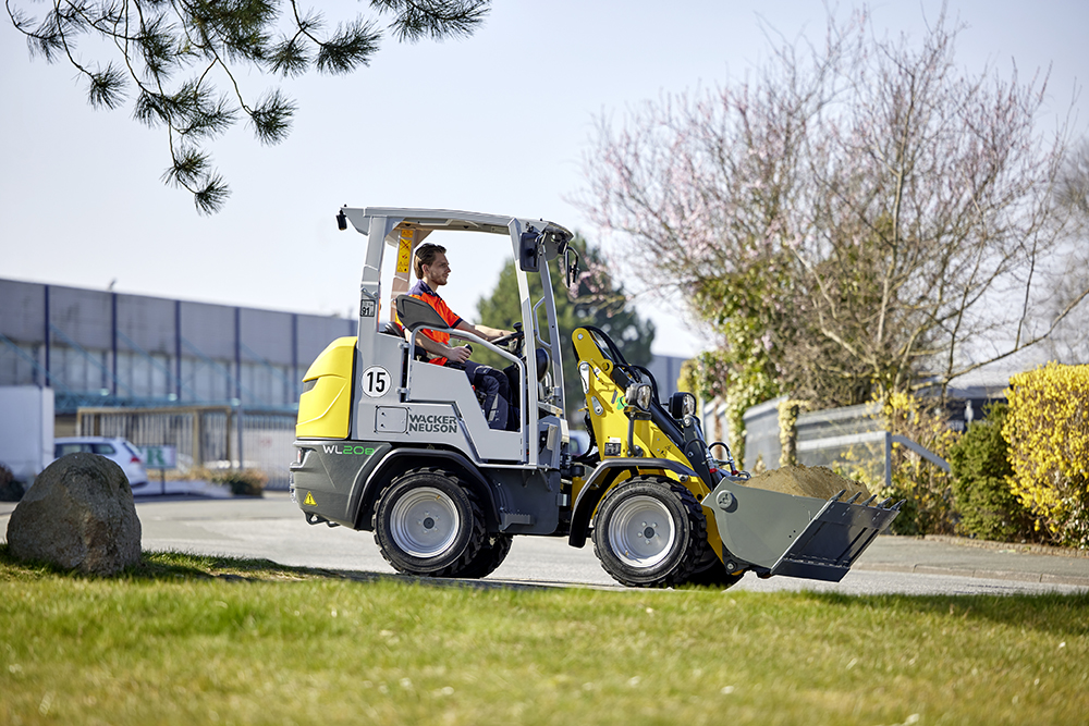 Wacker Neuson’s ever-popular the WL20e wheel loader now has a powerful lithium-ion rechargeable battery Wacker Neuson’s ever-popular the WL20e wheel loader now has a powerful lithium-ion rechargeable battery