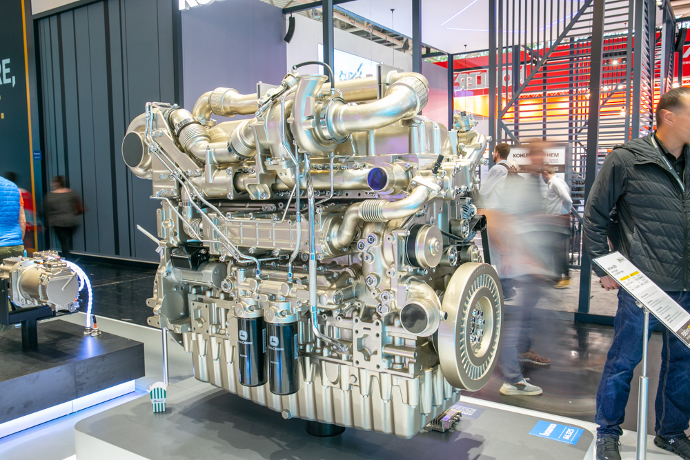 All new engines are being launched by John Deere Power Systems - photographed is the JD18X engine All new engines are being launched by John Deere Power Systems - photographed is the JD18X engine
