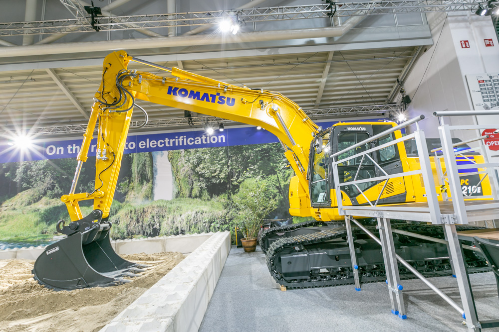 Komatsu’s new Proterra-powered PC210E excavator Komatsu’s new Proterra-powered PC210E excavator