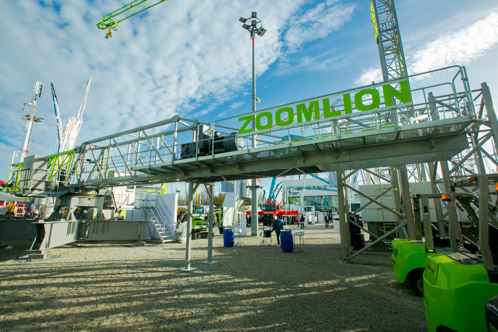 Zoomlion is launching its R220-10S tower crane onto the European market Zoomlion is launching its R220-10S tower crane onto the European market