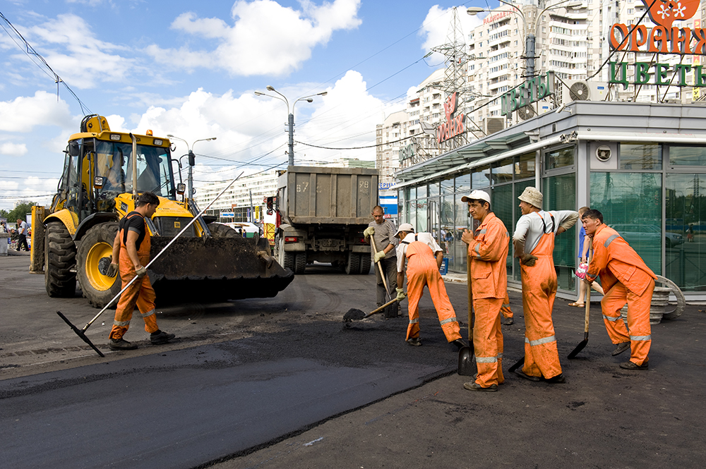 St Petersburg roadworks: total funding of the five-year road construction programme will be about US$224 billion © Alenmax | Dreamstime.com St Petersburg roadworks: total funding of the five-year road construction programme will be about US$224 billion © Alenmax | Dreamstime.com