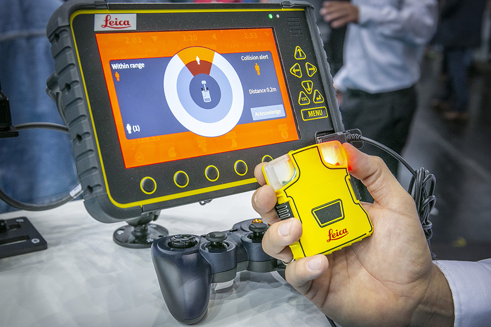 Hexagon’s Leica Geosystems safety proximity system Hexagon’s Leica Geosystems safety proximity system