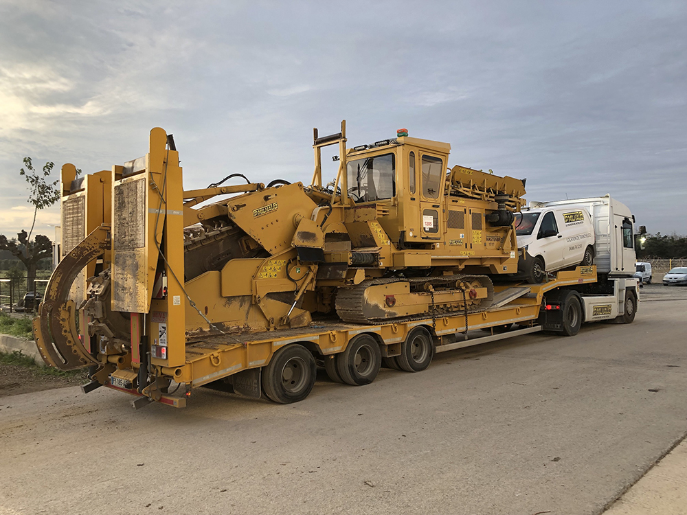 Mastenbroek is offering a utility trencher for the North American market Mastenbroek is offering a utility trencher for the North American market