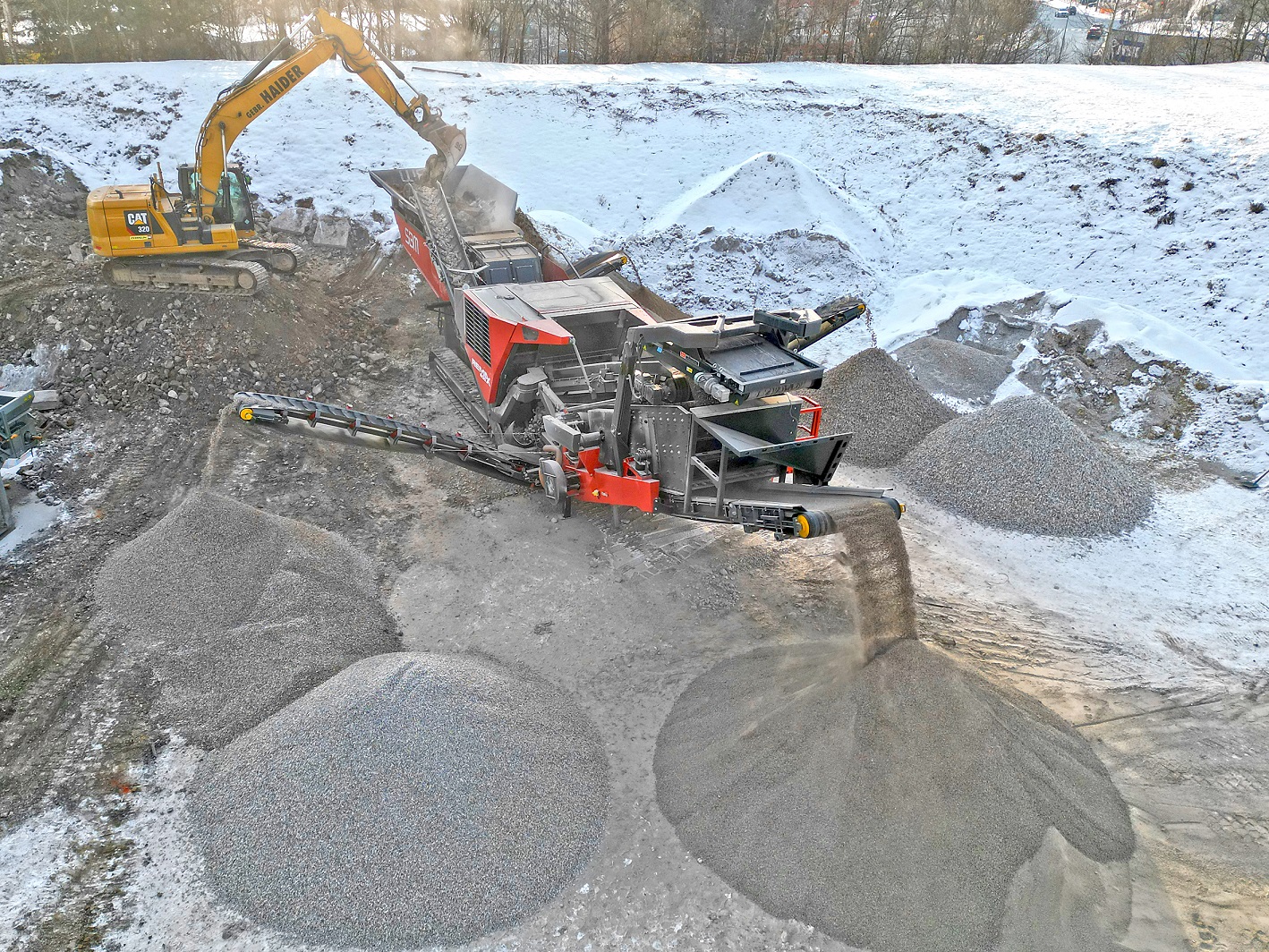 The REMAX 600 impact crusher at work processing material. Pic: SBM Mineral Processing The REMAX 600 impact crusher at work processing material. Pic: SBM Mineral Processing