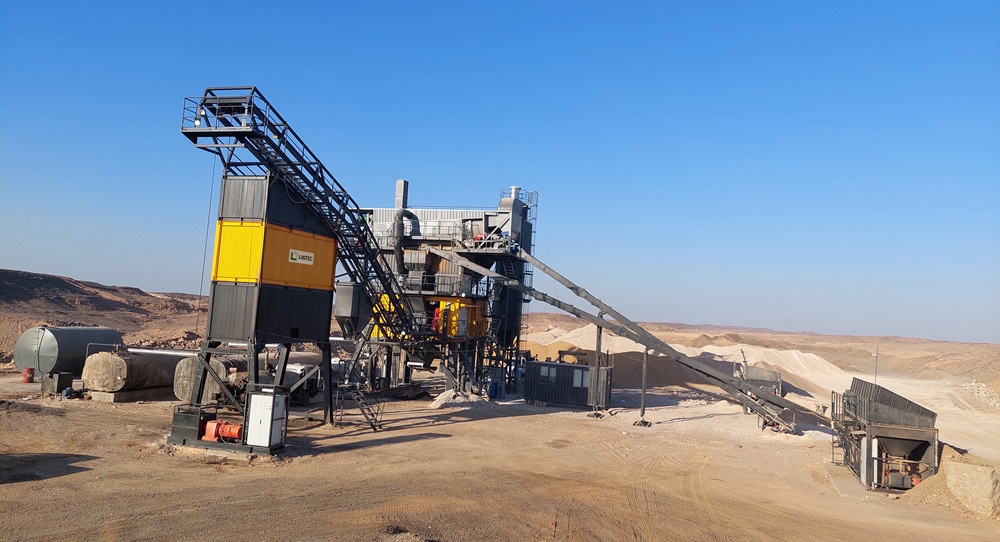 Egyptian contractor Rsquared Construction has used mobile asphalt plant technology from Lintec for road construction work