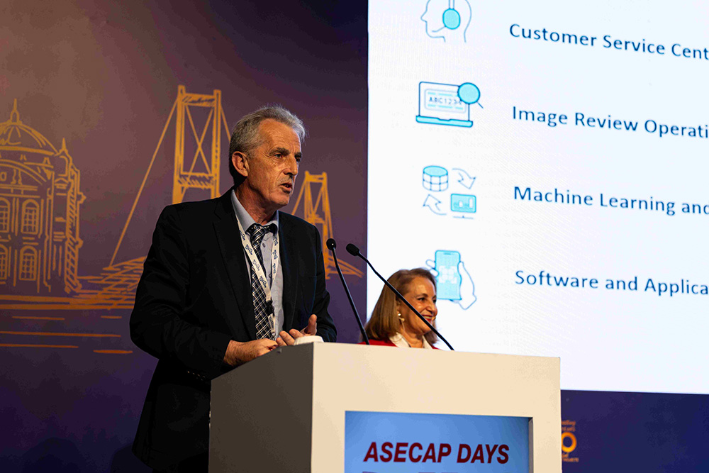 John Davis, commercial director at ViaPlus Europe, a Vinci Highways company John Davis, commercial director at ViaPlus Europe, a Vinci Highways company