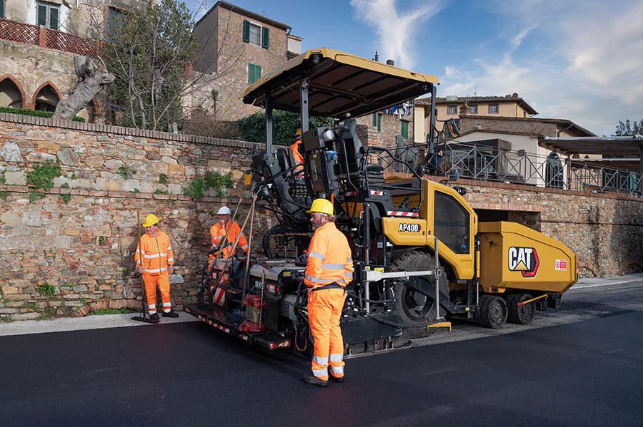 Photo Credit: Caterpillar Photo Credit: Caterpillar