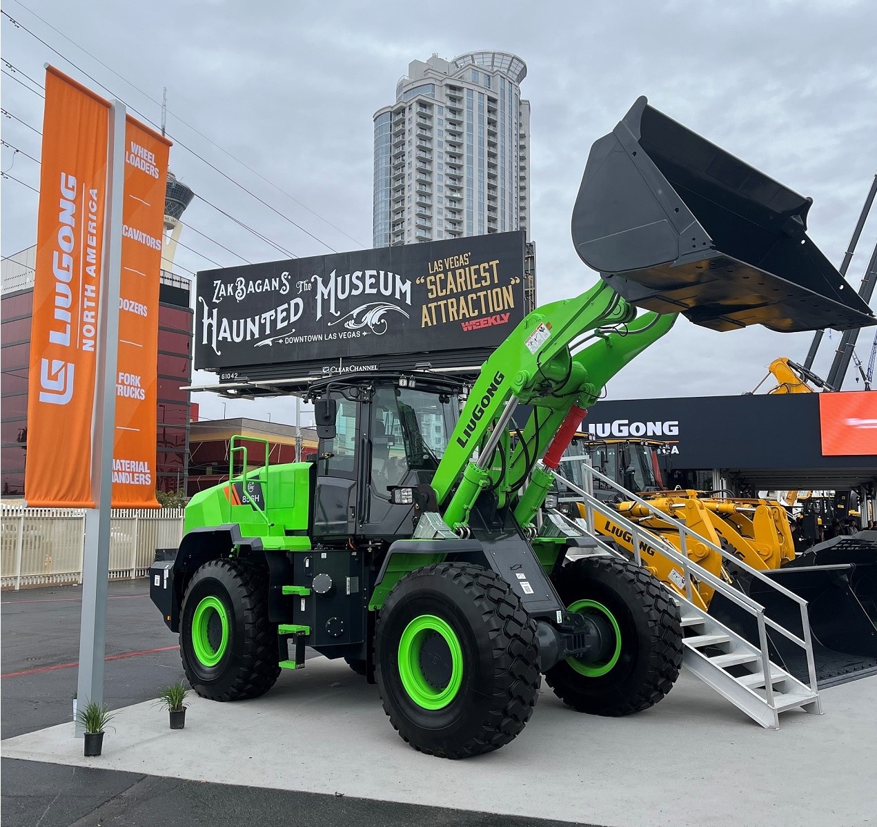 LiuGong’s 856H-E MAX wheeled loader on show at CONEXPO/CON-AGG 2023 is an example of the manufacturer’s wide range of LiuGong France is unveiling the Chinese off-highway equipment giant’s eye-catching BEV (battery-electric vehicle) capability (image Guy Woodford)