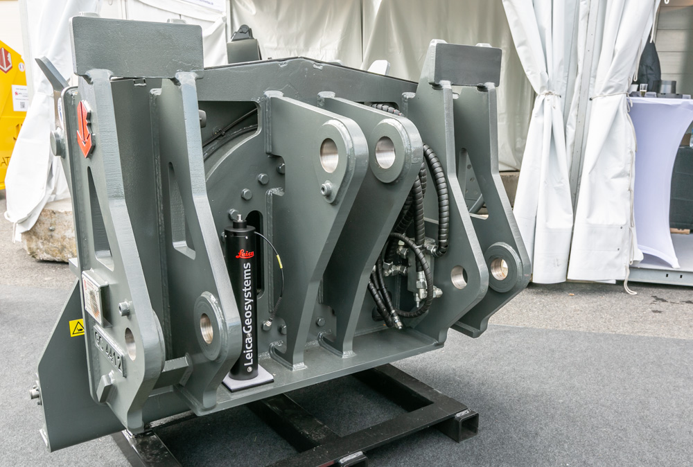 IEV’s innovative bucket system could replace graders onsite