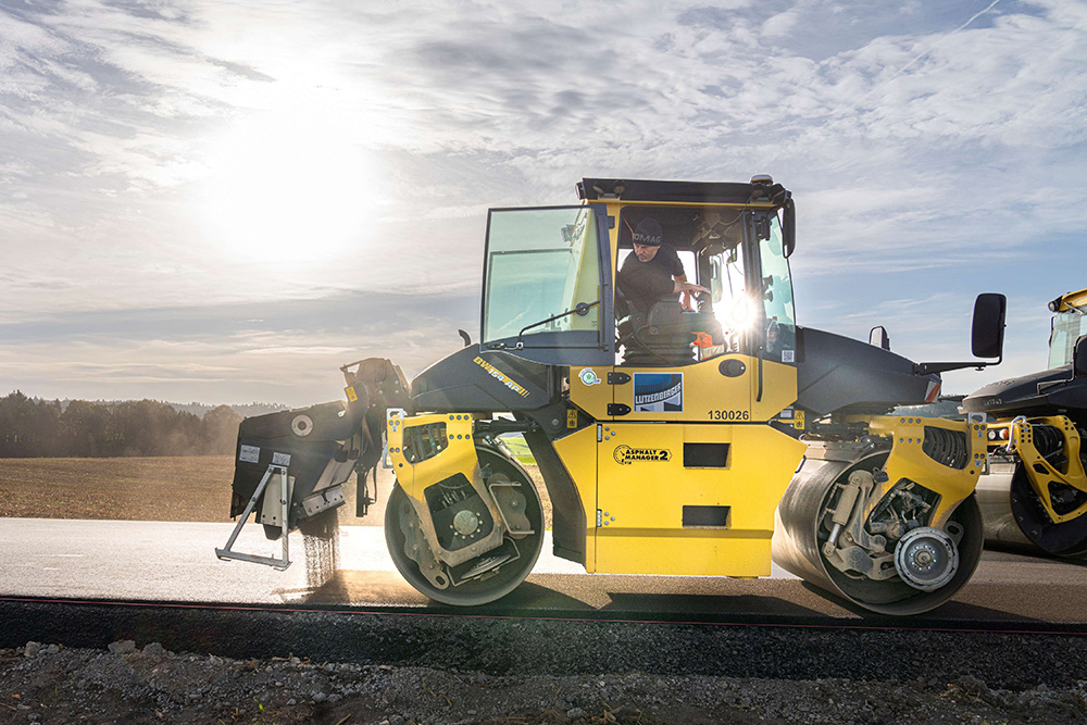 Photo credit: Bomag Photo credit: Bomag
