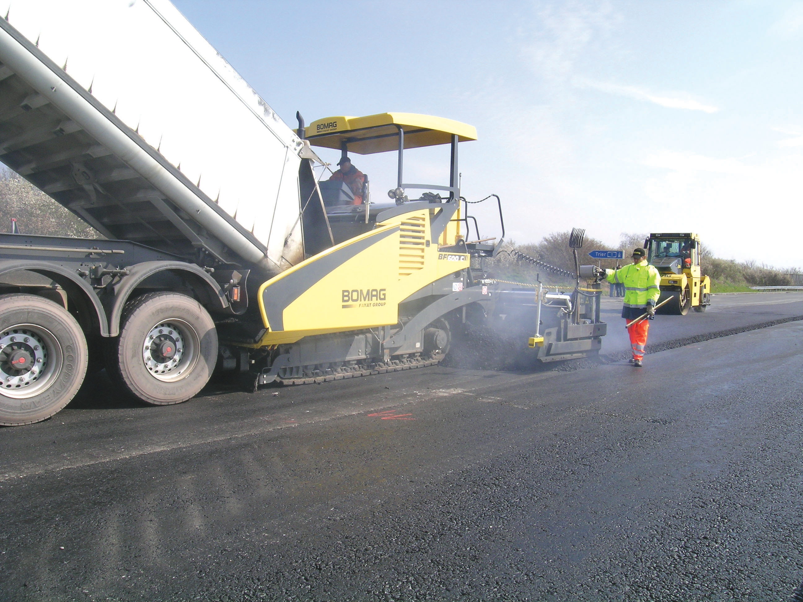 BOMAG has won a red dot prize for product design for the BF600C and the company points out that this is its third new product to have won a major award this year BOMAG BF600C