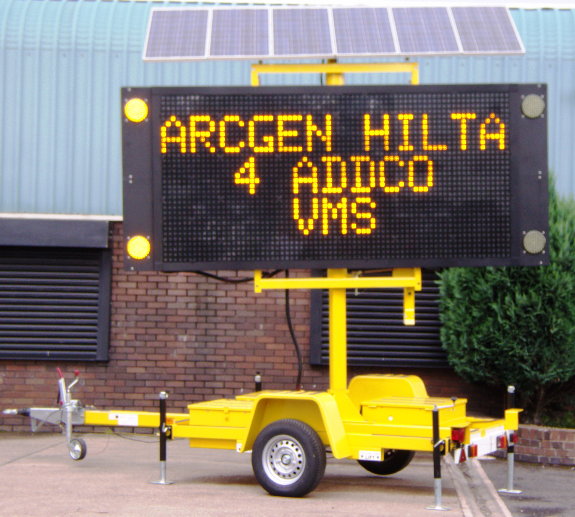 ADDCO mobile traffic control message board ADDCO mobile traffic control message board