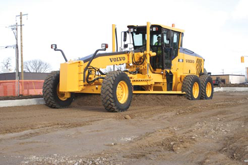 A twin seat cab will help train grader operators needing hands-on machine experience. Volvo grader with twin seat cab